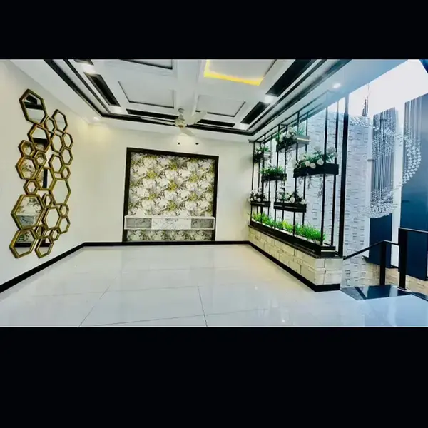 10 MARLA UPPER PORTION FOR RENT IN PARAGON CITY LAHORE