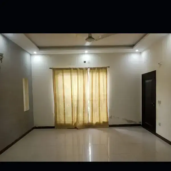 10 Marla House For Sale In Paragon City Lahore