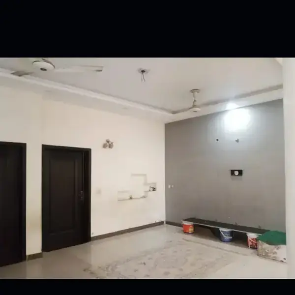 10 Marla House For Sale In Paragon City Lahore