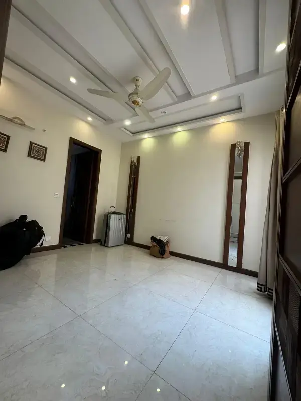 2250 Square Feet House In Paragon City For Rent