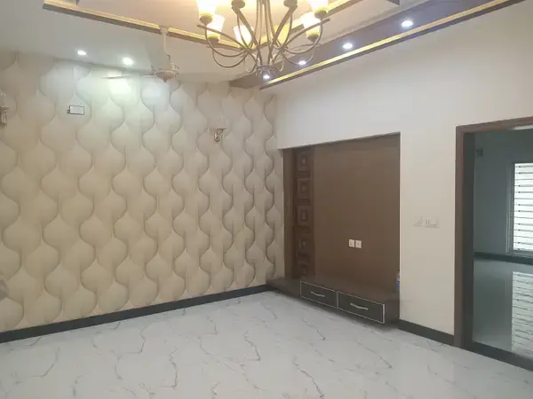 10 Marla House For Rent In Tulip Block Bahria Town Lahore