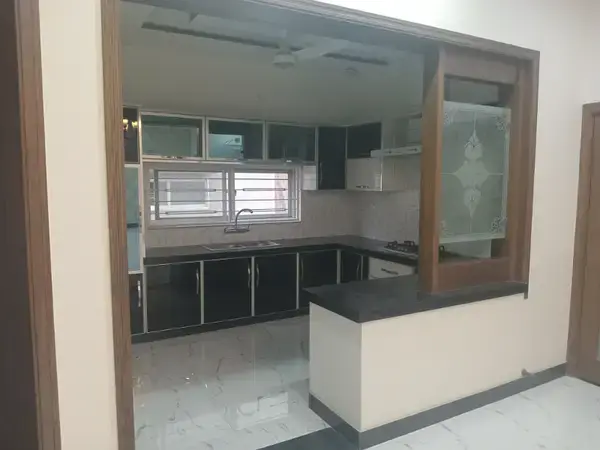 10 Marla House For Rent In Tulip Block Bahria Town Lahore